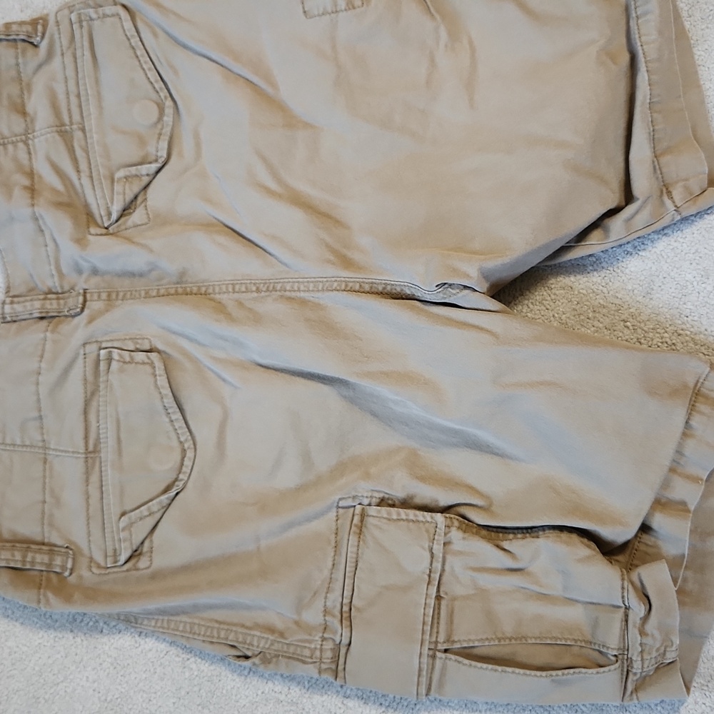Old Navy Build in Flex Men's Tan Cargo Shorts - 32 - Picture 5 of 6